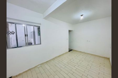 Sala/Quarto de casa para alugar com 1 quarto, 50m² em Vila Barros, Guarulhos
