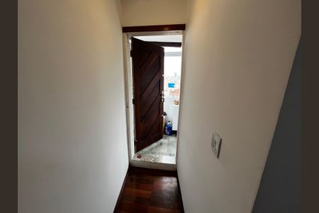 Casa à venda com 250m², 3 quartos e 2 vagas Casa à venda com 250m², 3 quartos e 2 vagasSuíte 3