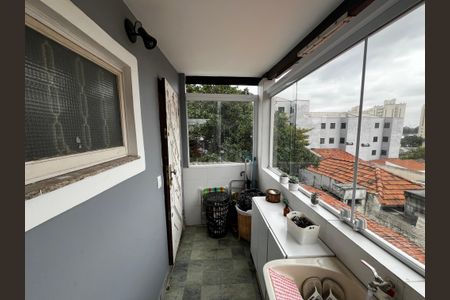 Casa à venda com 250m², 3 quartos e 2 vagas Casa à venda com 250m², 3 quartos e 2 vagasÁrea de Serviço