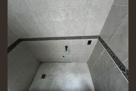 Casa à venda com 250m², 3 quartos e 2 vagas Casa à venda com 250m², 3 quartos e 2 vagasBanheiro da Suíte 1