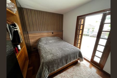 Casa à venda com 250m², 3 quartos e 2 vagas Casa à venda com 250m², 3 quartos e 2 vagasSuíte 1
