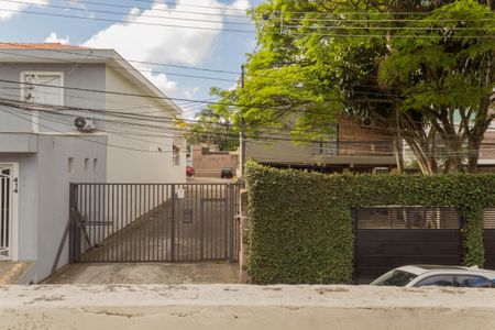 Casa à venda com 164m², 3 quartos e 1 vaga Casa à venda com 164m², 3 quartos e 1 vagaVaranda