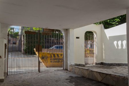 Casa à venda com 164m², 3 quartos e 1 vaga Casa à venda com 164m², 3 quartos e 1 vagaGaragem