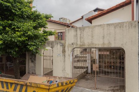 Casa à venda com 164m², 3 quartos e 1 vaga Casa à venda com 164m², 3 quartos e 1 vagaFachada