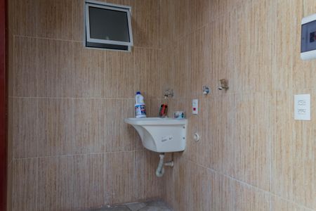 Casa à venda com 164m², 3 quartos e 1 vaga Casa à venda com 164m², 3 quartos e 1 vagaÁrea de Serviço