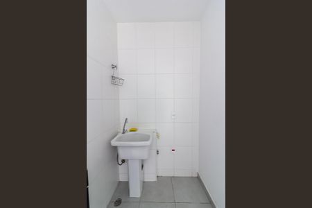 Apartamento para alugar com 38m², 2 quartos e sem vaga Apartamento para alugar com 38m², 2 quartos e sem vagaCozinha e Área de Serviço