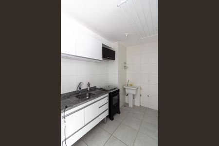 Apartamento para alugar com 38m², 2 quartos e sem vaga Apartamento para alugar com 38m², 2 quartos e sem vagaCozinha e Área de Serviço