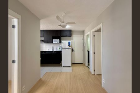 Sala de apartamento para alugar com 2 quartos, 34m² em Santo Amaro, São Paulo