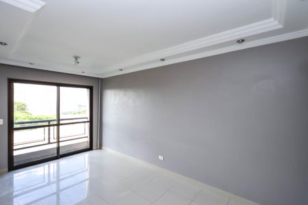 Sala de apartamento para alugar com 3 quartos, 63m² em Vila Arapuã, São Paulo