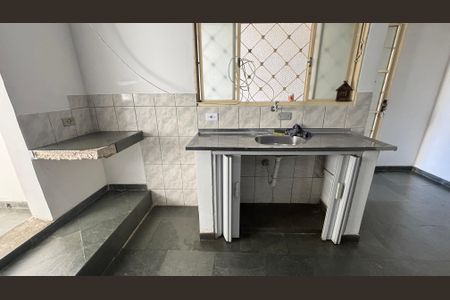 Sala/Cozinha de casa para alugar com 1 quarto, 50m² em Vila Mazzei, Santo André