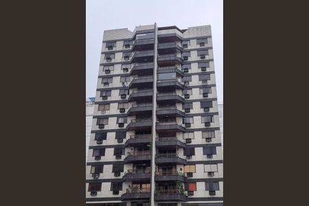 Apartamento à venda com 203m², 3 quartos e 2 vagas Apartamento à venda com 203m², 3 quartos e 2 vagasFachada do bloco