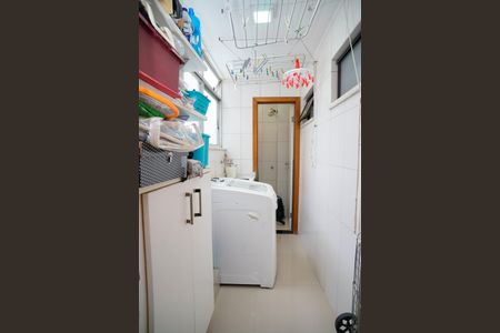 Apartamento à venda com 203m², 3 quartos e 2 vagas Apartamento à venda com 203m², 3 quartos e 2 vagasÁrea de Serviço