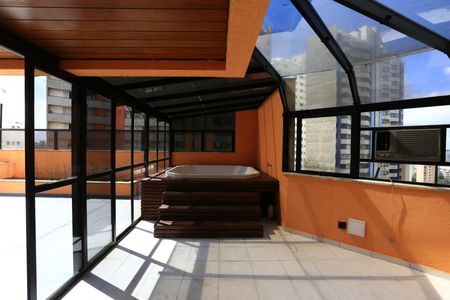 Apartamento à venda com 360m², 3 quartos e 4 vagas Apartamento à venda com 360m², 3 quartos e 4 vagasCobertura