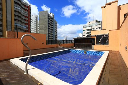 Apartamento à venda com 360m², 3 quartos e 4 vagas Apartamento à venda com 360m², 3 quartos e 4 vagasCobertura