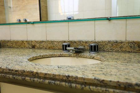 Apartamento à venda com 360m², 3 quartos e 4 vagas Apartamento à venda com 360m², 3 quartos e 4 vagasBanheiro da Suíte 3