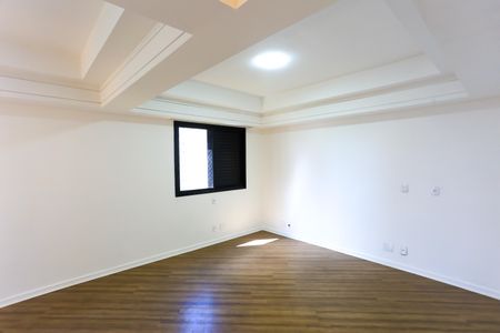 Apartamento à venda com 360m², 3 quartos e 4 vagas Apartamento à venda com 360m², 3 quartos e 4 vagasSuíte 3