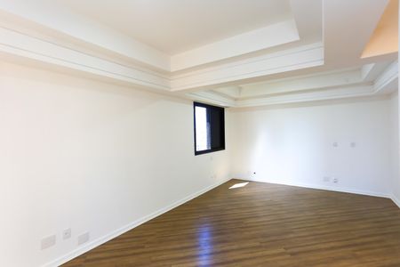Apartamento à venda com 360m², 3 quartos e 4 vagas Apartamento à venda com 360m², 3 quartos e 4 vagasSuíte 3