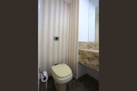 Apartamento à venda com 360m², 3 quartos e 4 vagas Apartamento à venda com 360m², 3 quartos e 4 vagasLavabo