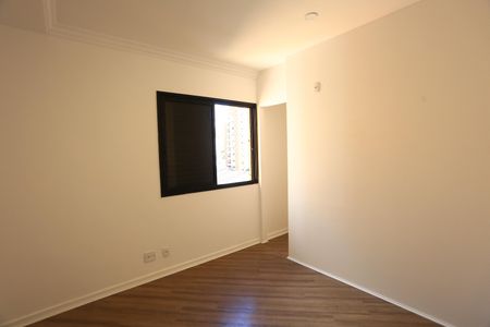 Apartamento à venda com 360m², 3 quartos e 4 vagas Apartamento à venda com 360m², 3 quartos e 4 vagasSuíte 2