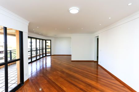 Apartamento à venda com 360m², 3 quartos e 4 vagas Apartamento à venda com 360m², 3 quartos e 4 vagasSala