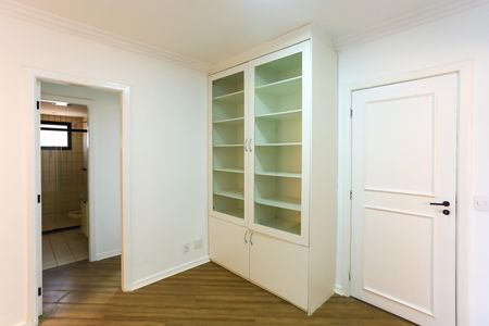 Apartamento à venda com 360m², 3 quartos e 4 vagas Apartamento à venda com 360m², 3 quartos e 4 vagasSuíte 1