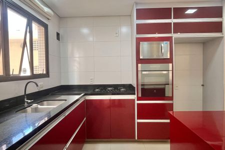 Apartamento para alugar com 175m², 4 quartos e 2 vagas Apartamento para alugar com 175m², 4 quartos e 2 vagasCozinha