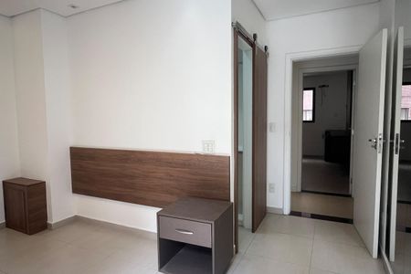 Apartamento para alugar com 175m², 4 quartos e 2 vagas Apartamento para alugar com 175m², 4 quartos e 2 vagasSuíte 2