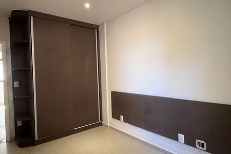 Apartamento para alugar com 175m², 4 quartos e 2 vagas Apartamento para alugar com 175m², 4 quartos e 2 vagasQuarto