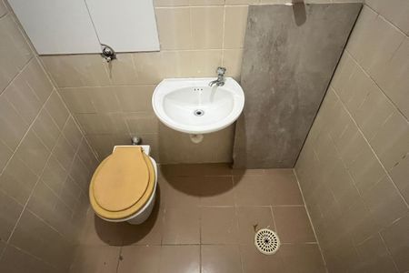 Apartamento para alugar com 175m², 4 quartos e 2 vagas Apartamento para alugar com 175m², 4 quartos e 2 vagasBanheiro de serviço