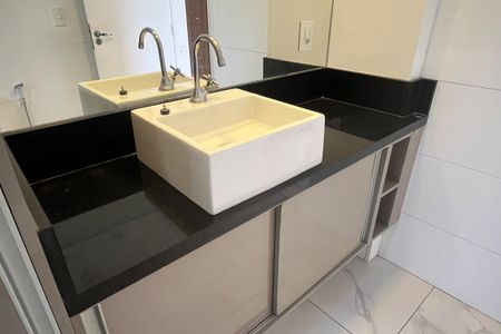 Apartamento para alugar com 175m², 4 quartos e 2 vagas Apartamento para alugar com 175m², 4 quartos e 2 vagasBanheiro da Suíte 2