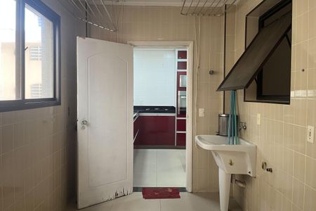 Apartamento para alugar com 175m², 4 quartos e 2 vagas Apartamento para alugar com 175m², 4 quartos e 2 vagasÁrea de Serviço