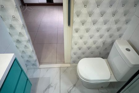 Apartamento para alugar com 175m², 4 quartos e 2 vagas Apartamento para alugar com 175m², 4 quartos e 2 vagasBanheiro da Suíte 1