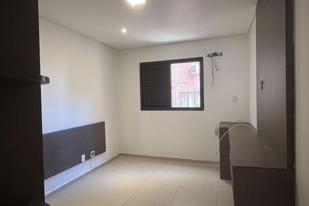 Apartamento para alugar com 175m², 4 quartos e 2 vagas Apartamento para alugar com 175m², 4 quartos e 2 vagasQuarto