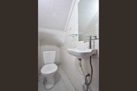 Casa à venda com 122m², 3 quartos e 2 vagasLavabo