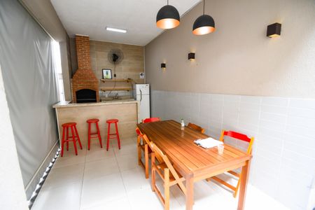 Apartamento à venda com 43m², 2 quartos e sem vagaÁrea comum - Churrasqueira