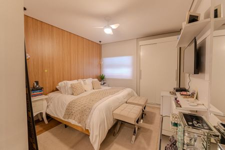 Apartamento à venda com 166m², 4 quartos e 1 vagaQuarto 2