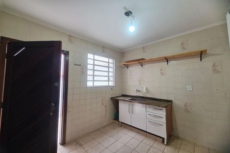 Casa à venda com 45m², 2 quartos e sem vaga Casa à venda com 45m², 2 quartos e sem vagaCozinha