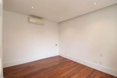 Apartamento para alugar com 168m², 4 quartos e 3 vagasSuíte 3