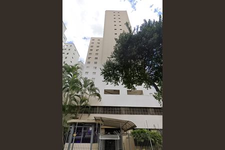 Apartamento para alugar com 50m², 2 quartos e 1 vaga Apartamento para alugar com 50m², 2 quartos e 1 vagaFachada