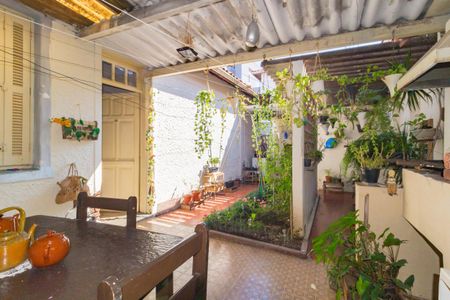 Casa à venda com 210m², 3 quartos e 4 vagasChurrasqueira