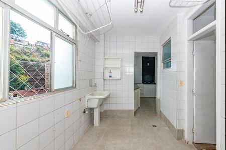 Apartamento à venda com 209m², 4 quartos e 5 vagas Apartamento à venda com 209m², 4 quartos e 5 vagasÁrea de Serviço