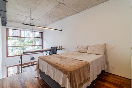 Quarto de apartamento à venda com 1 quarto, 43m² em Jardim das Bandeiras, São Paulo