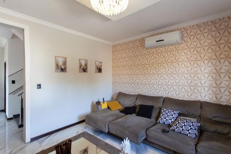 Sala 1 de casa para alugar com 3 quartos, 540m² em Céu Azul, Belo Horizonte
