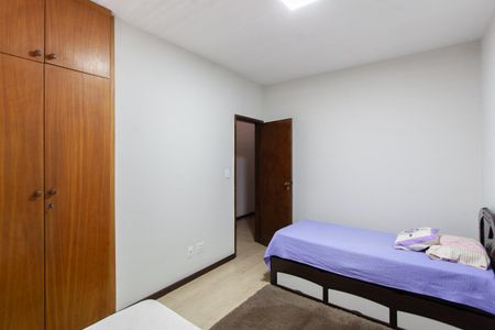 Casa à venda com 540m², 3 quartos e 6 vagasQuarto 2