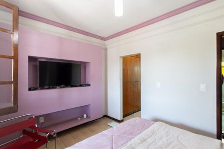 Casa à venda com 540m², 3 quartos e 6 vagasSuíte