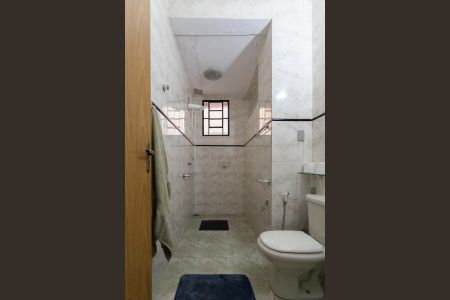 Casa à venda com 540m², 3 quartos e 6 vagasBanheiro de Serviço