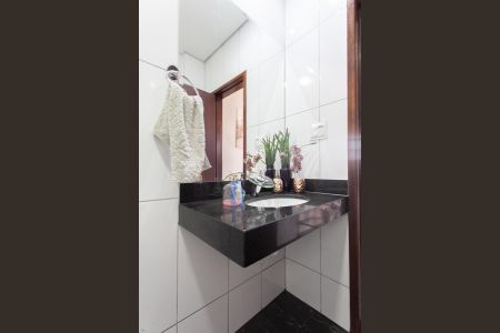 Casa à venda com 540m², 3 quartos e 6 vagasBanheiro Social 2