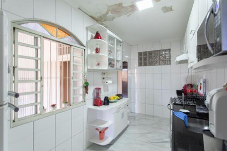 Casa à venda com 540m², 3 quartos e 6 vagasCozinha