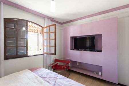 Casa à venda com 540m², 3 quartos e 6 vagasSuíte