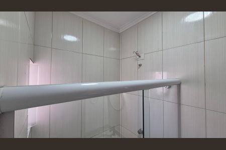 Apartamento à venda com 75m², 2 quartos e 2 vagasBanheiro da suíte